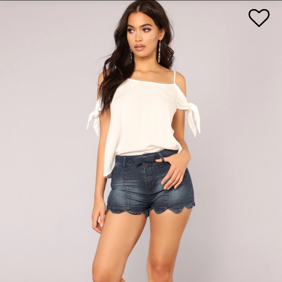 High Waisted Scallop Edge Denim Shorts - Picture 6 of 7